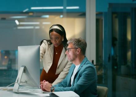 Global HR managers researching payroll tax in South Africa