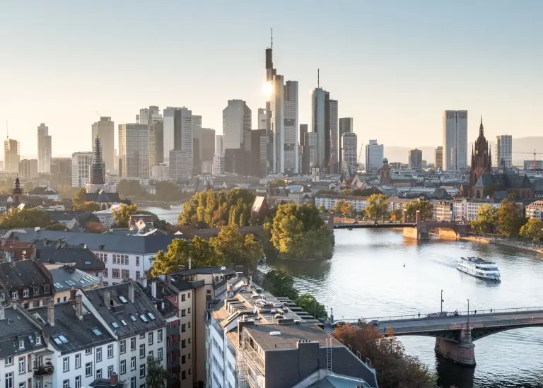 how-to-employ-someone-in-germany _ header _ 2940x2100.jpg