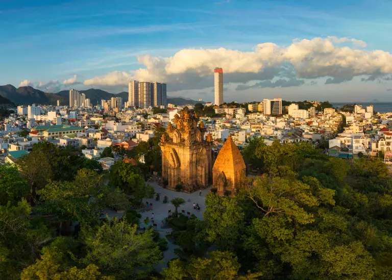 How to Hire Employees in Vietnam From Another Country _ header image _ 2940x2100.jpg