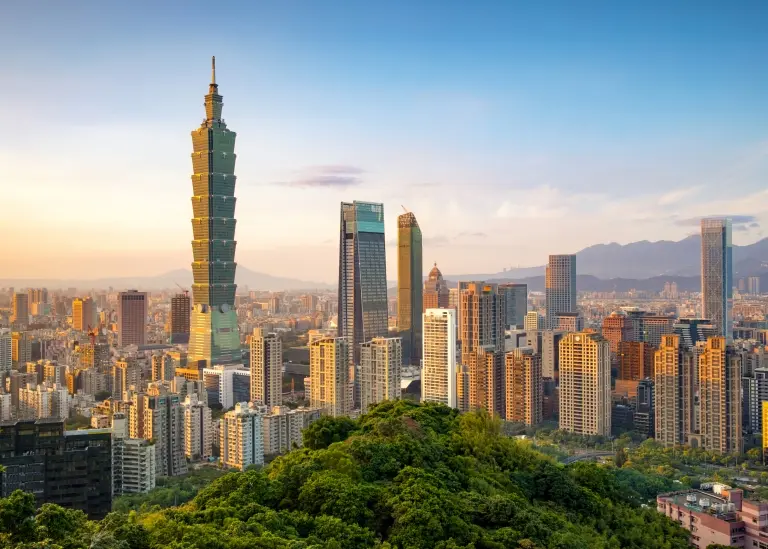 Choosing the Right Mode of Entry into Foreign Markets_ How to Grow Your Business Abroad _ 2940x2100.jpg