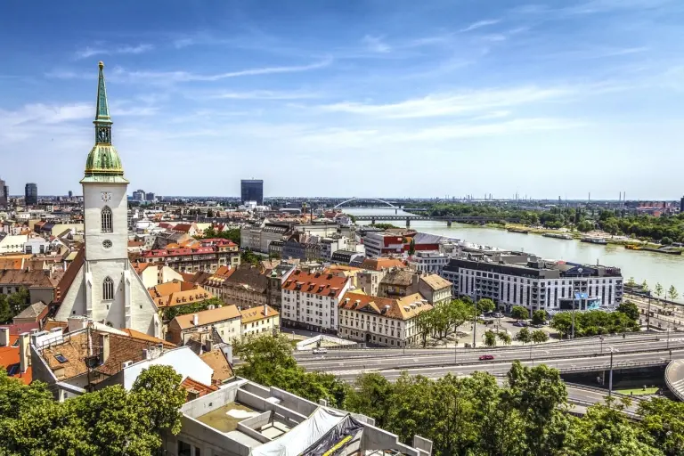 Bratislava-skyline.jpg