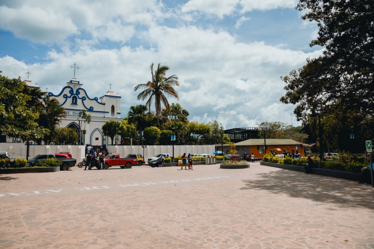 Iglesia Inmaculada Concepcion de Maria, Concepcion de Ataco in El Salvador