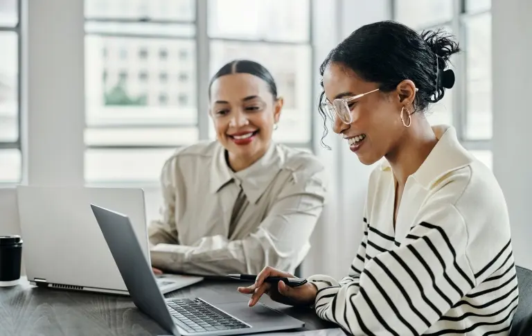 two-woman-working-in-the-office.jpg