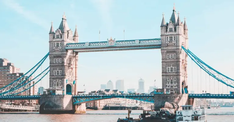 Blog-Image--Why-You-Need-to-Select-the-Right-EU-Payroll-Provider