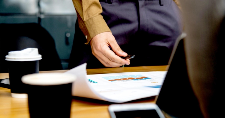 Blog-Imagery--What-To-Include-In-A-Fixed-Term-Contract-Template