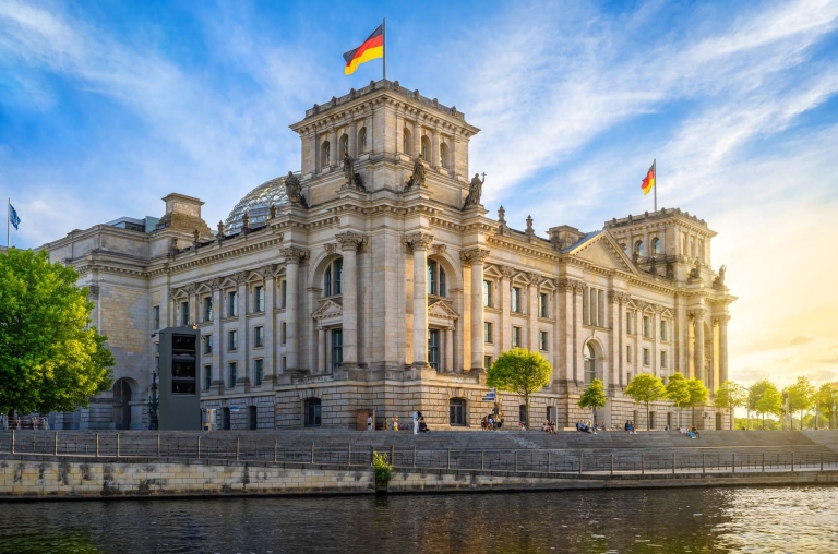 Employee Benefits in Germany: A Guide to Mandatory and Common Benefits Reichstag building in Berlin, Germany