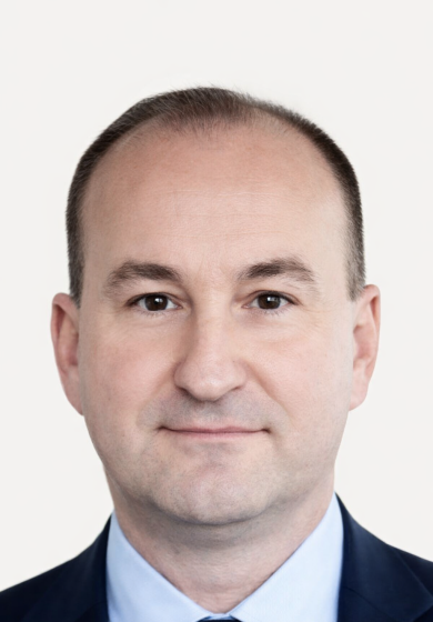 Andrze Narkiewicz headshot