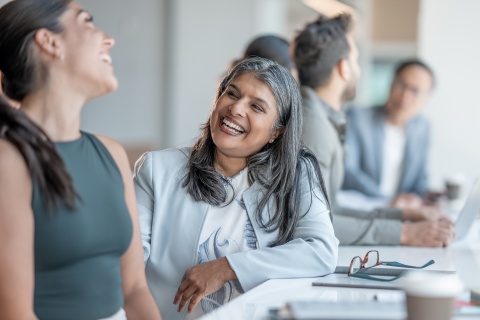 Global HR managers discussing the business culture in Kuwait