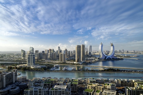 Cityscape with Crescent Tower in Fairmont Doha